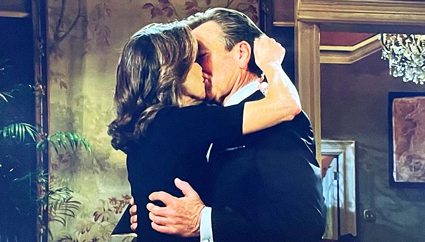 Young And The Restless Scoop: Jack and Diane Kiss