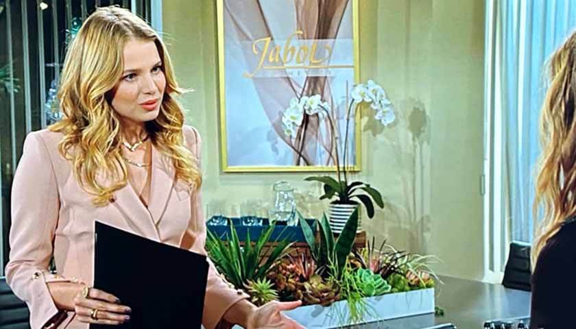 Y&R Scoop: Summer tells Chloe the designs aren't good enough