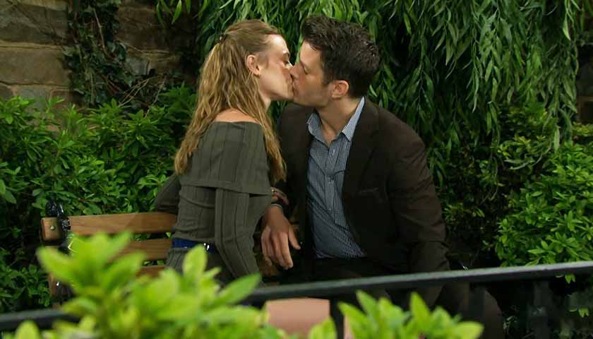 Young And The Restless: Kyle and Claire kiss