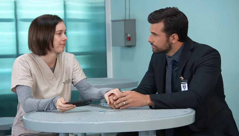 General Hospital Spoilers: Chase holds Willow's hand in prison visitor area