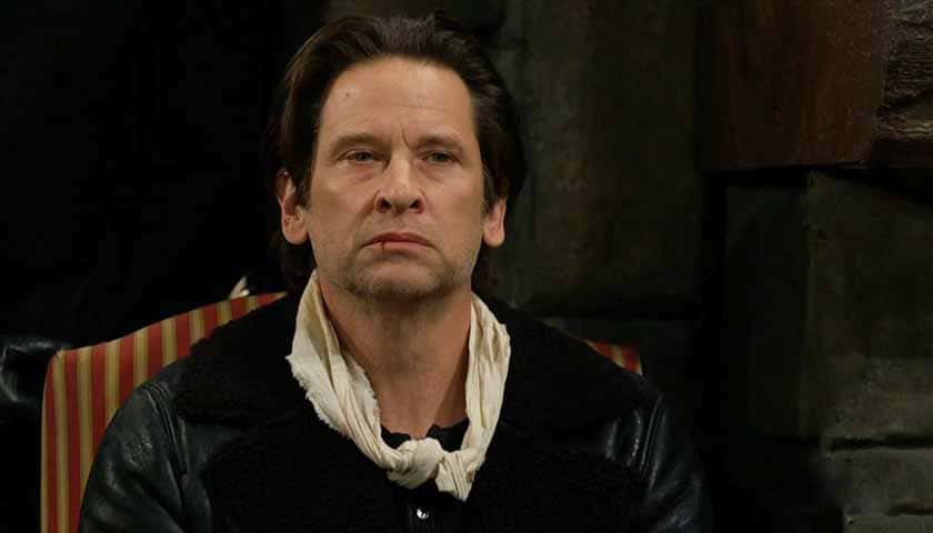 Y&R Scoop: Matt glares defiantly at Victor