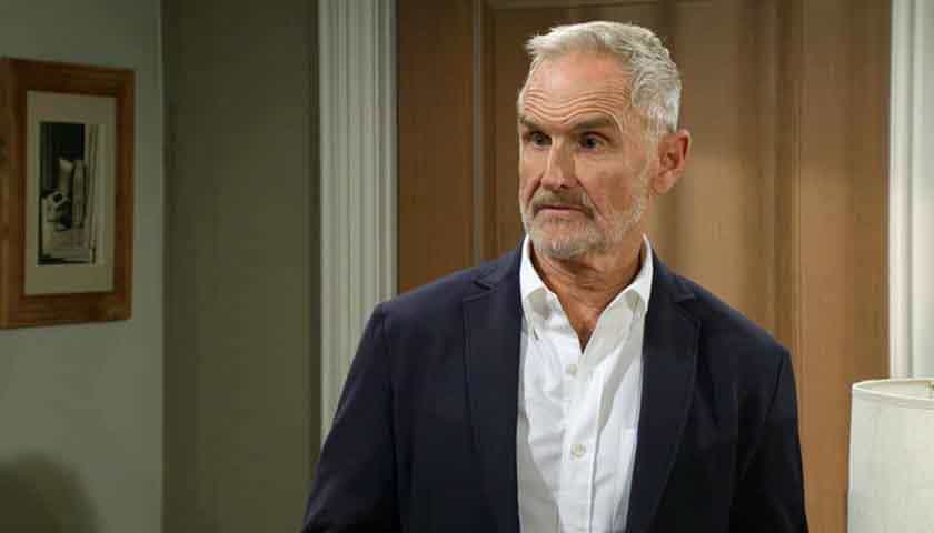 Y&R Scoop: Dr. Laurence Markham talks to Diane