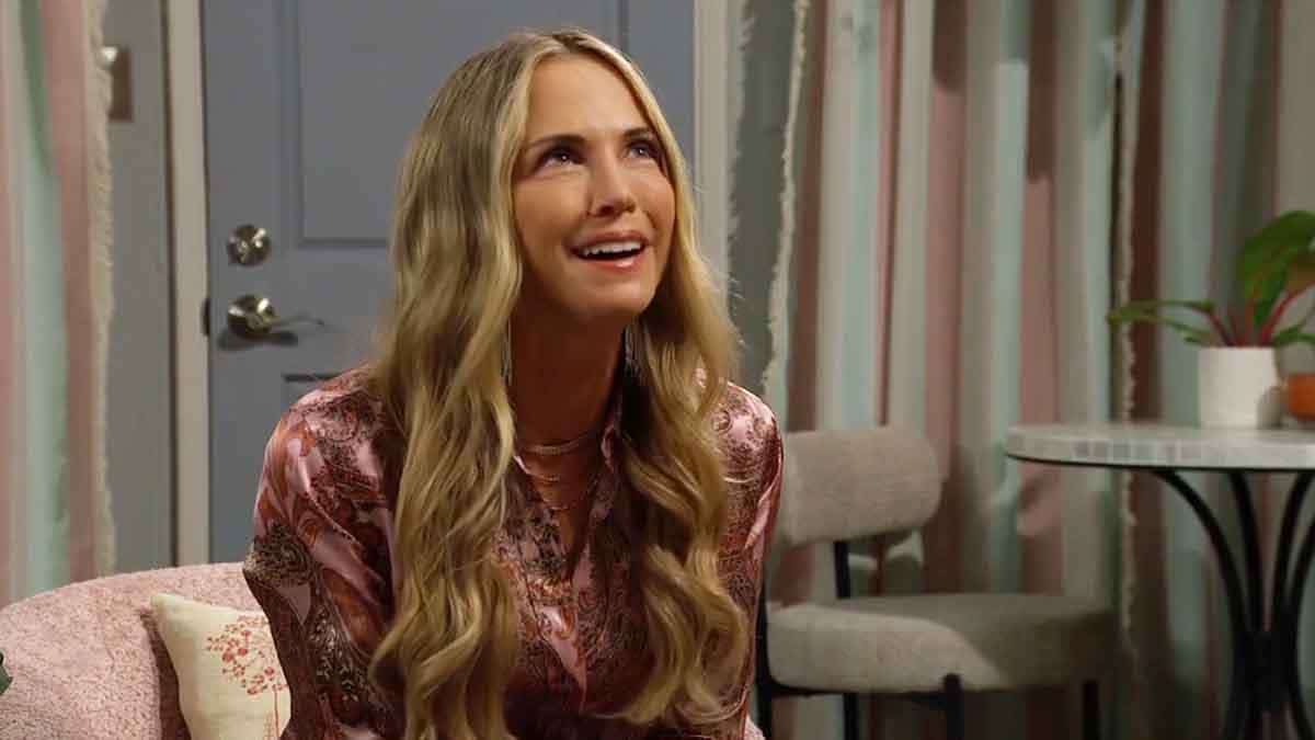 Darcy at Dylan's apartment on Bold and the Beautiful