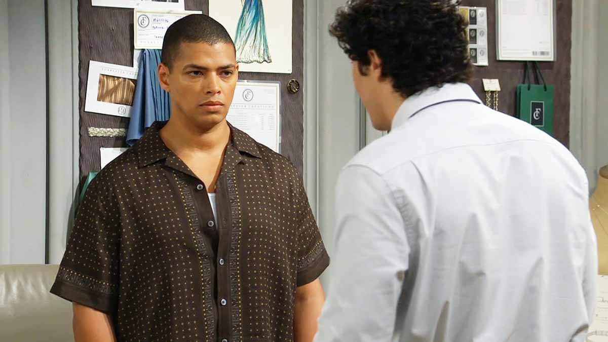 Zende glares at RJ on Bold and the Beautiful