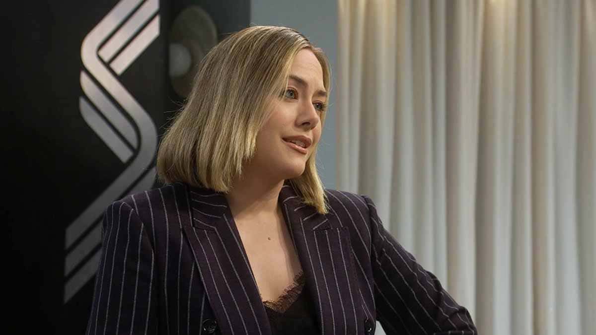 Hope talks to Katie and Will on Bold and the Beautiful