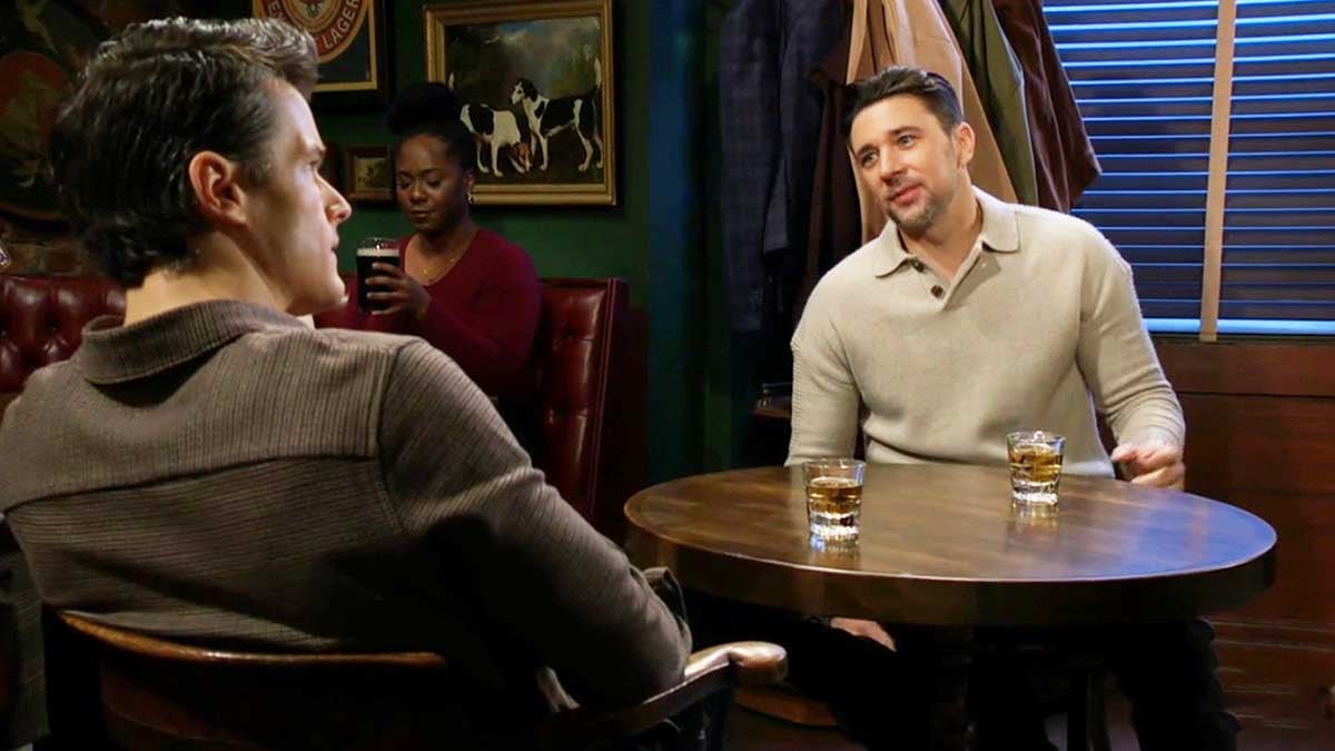 Cane and Kyle in a London pub on Young and the Restless