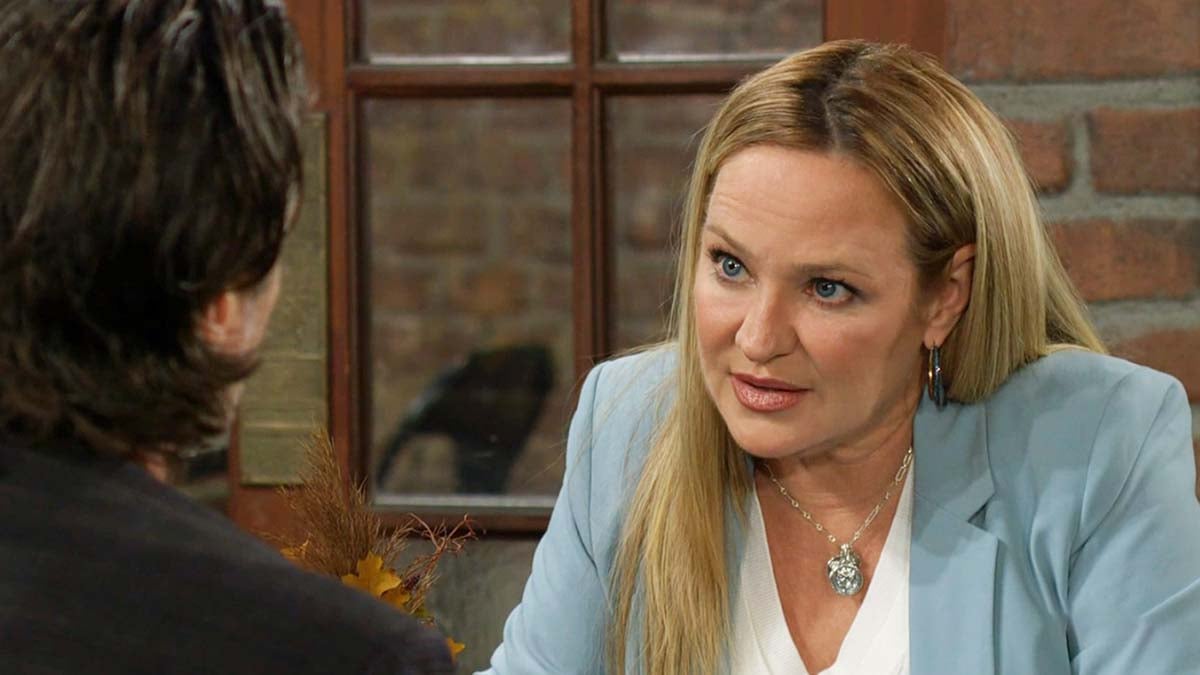 Sharon confronts Nick at Crimson Lights on Young and the Restless